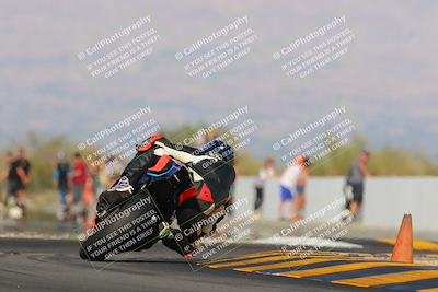 media/Oct-29-2022-CVMA (Sat) [[14c0aa3b66]]/Race 8 Supersport Middleweight/Folder 2/